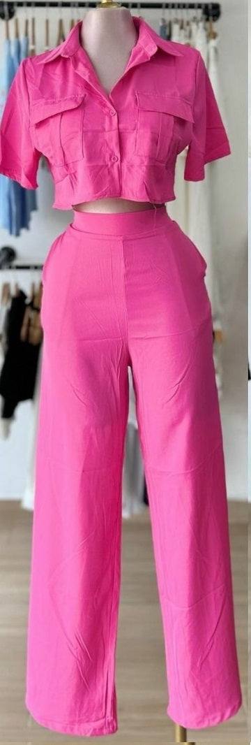 Set Coordinado Rosa de Blusa Corta y Pantalón Ancho