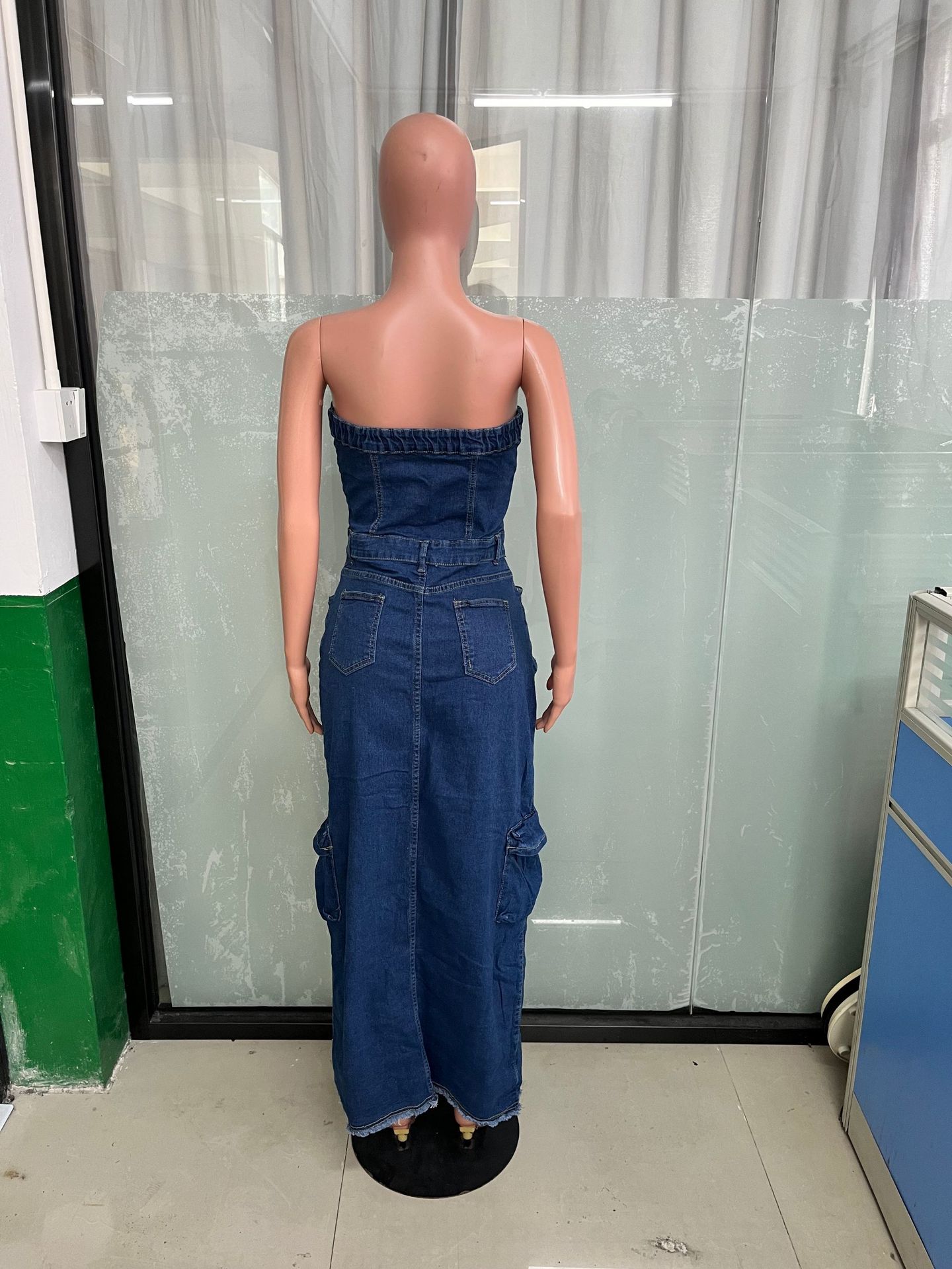 Vestido vaquero cargo con abertura y hombros descubiertos, sexy, sin tirantes para mujer