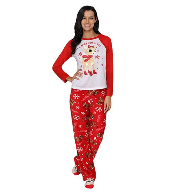 Pijamas con estampado de ciervos navideños