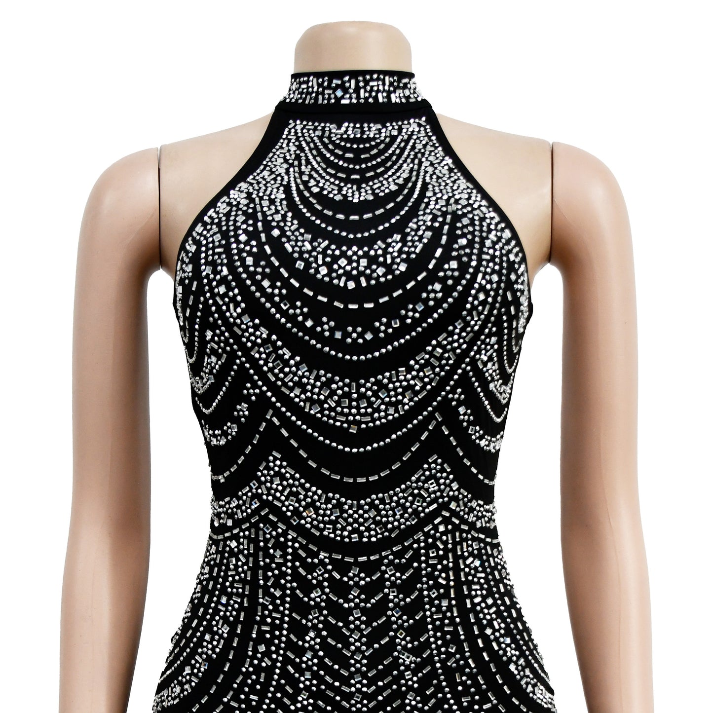 Vestido de cuello halter sin mangas