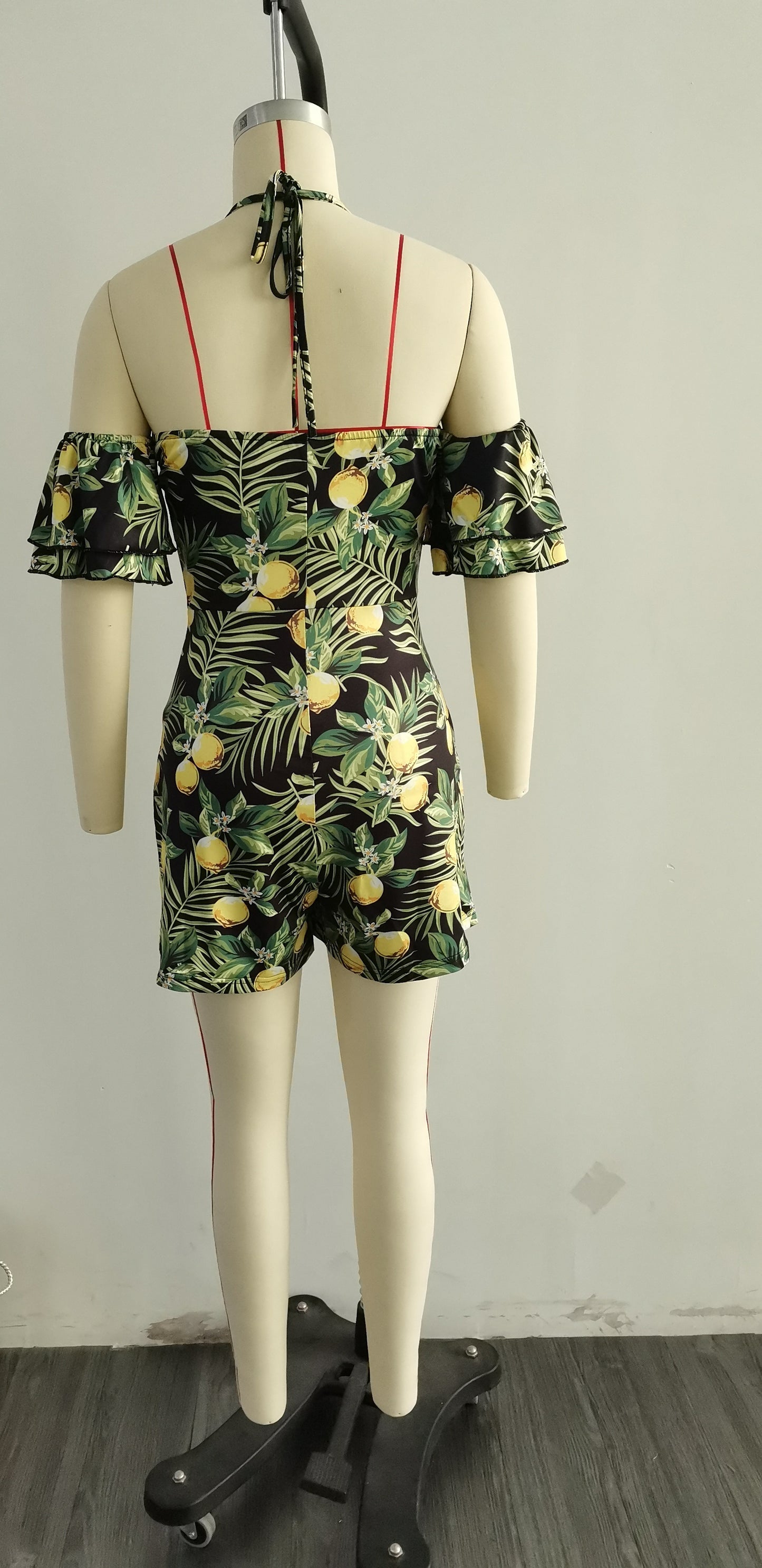 Jumpsuit sexy con volantes florales tropicales